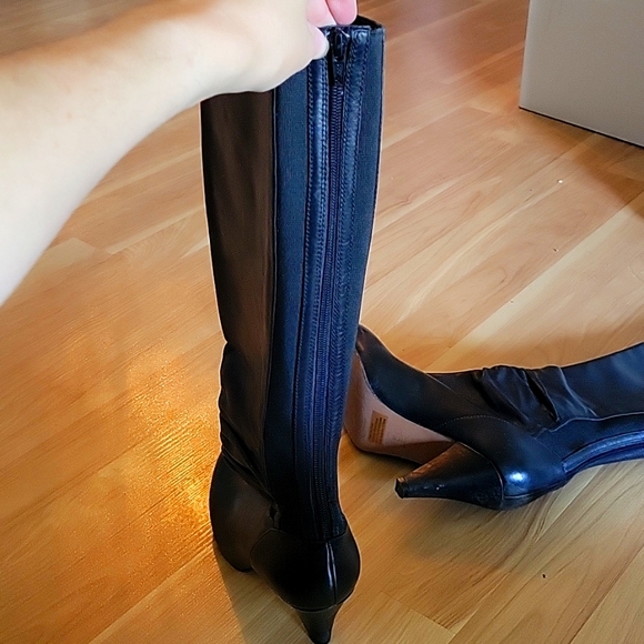 Clark's black leather boots - size 7, in excellent condition - Picture 4 of 5